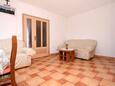 Kraj, Sala de estar in the apartment, air condition available y WiFi.