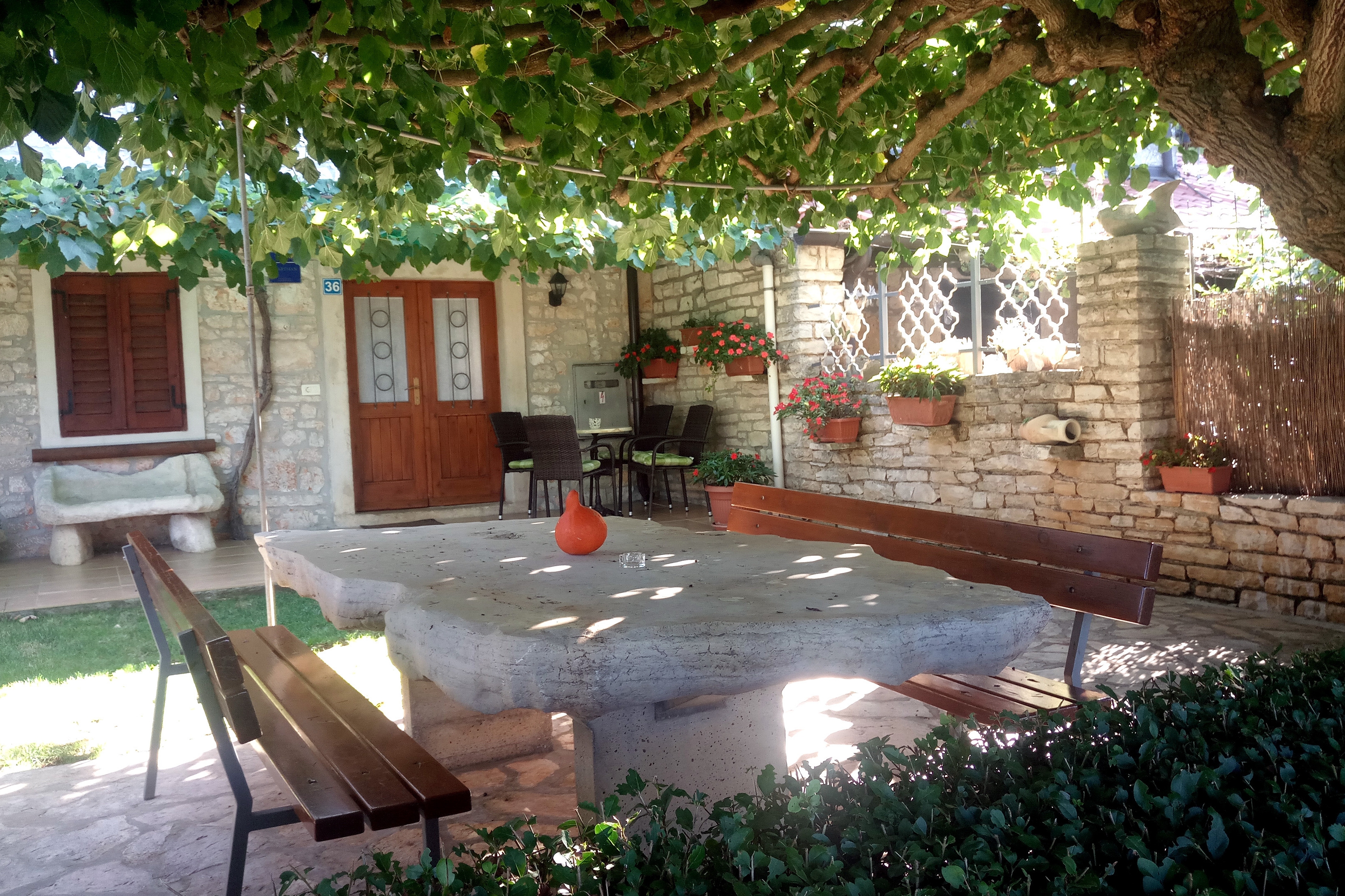 One bedroom apartment with terrace Umag  A-b
