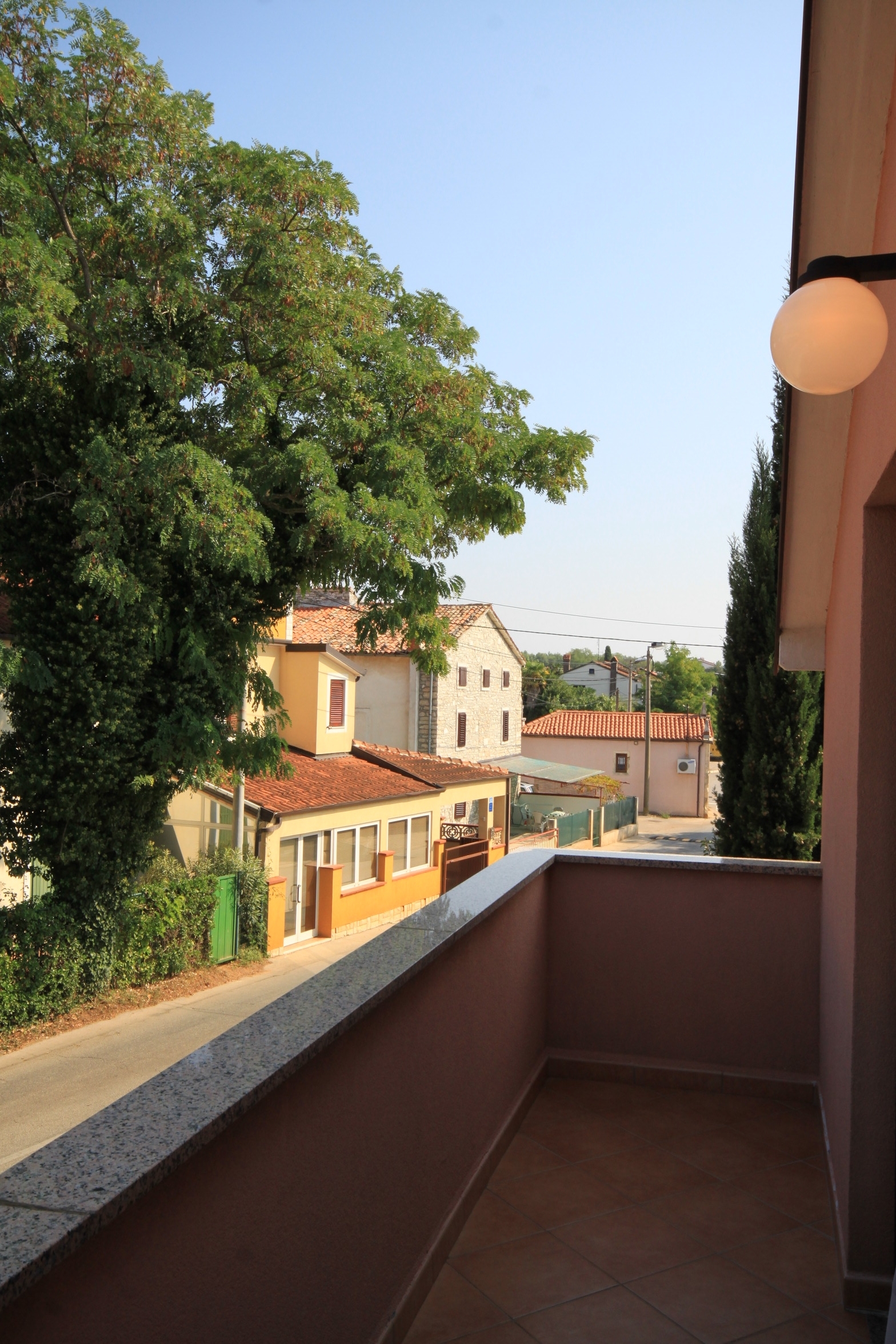One bedroom apartment near beach Zambratija, Umag  A-a