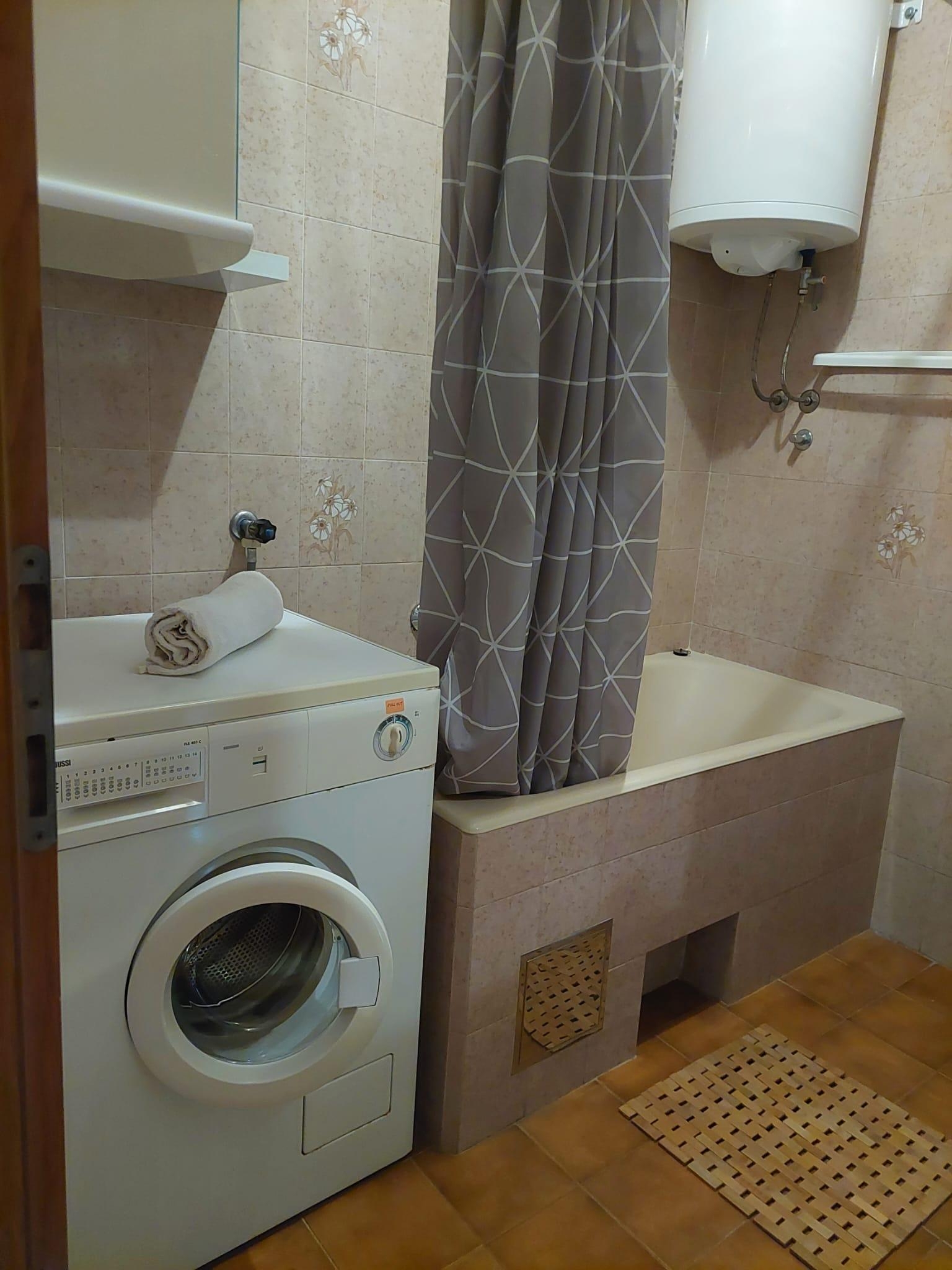 Two bedroom apartment with terrace and sea view Postira, Brač  A-b