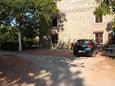 Parkoviště Barići, Umag, Parkoviště 7003 - Ubytování s kamenitou pláží.