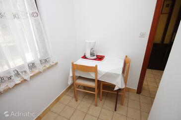 Dining room Vrsar, Dining room in the apartment, dopusteni kucni ljubimci.