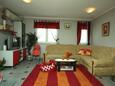 Living room Pula, Living room in the apartment, dostupna klima i WIFI.