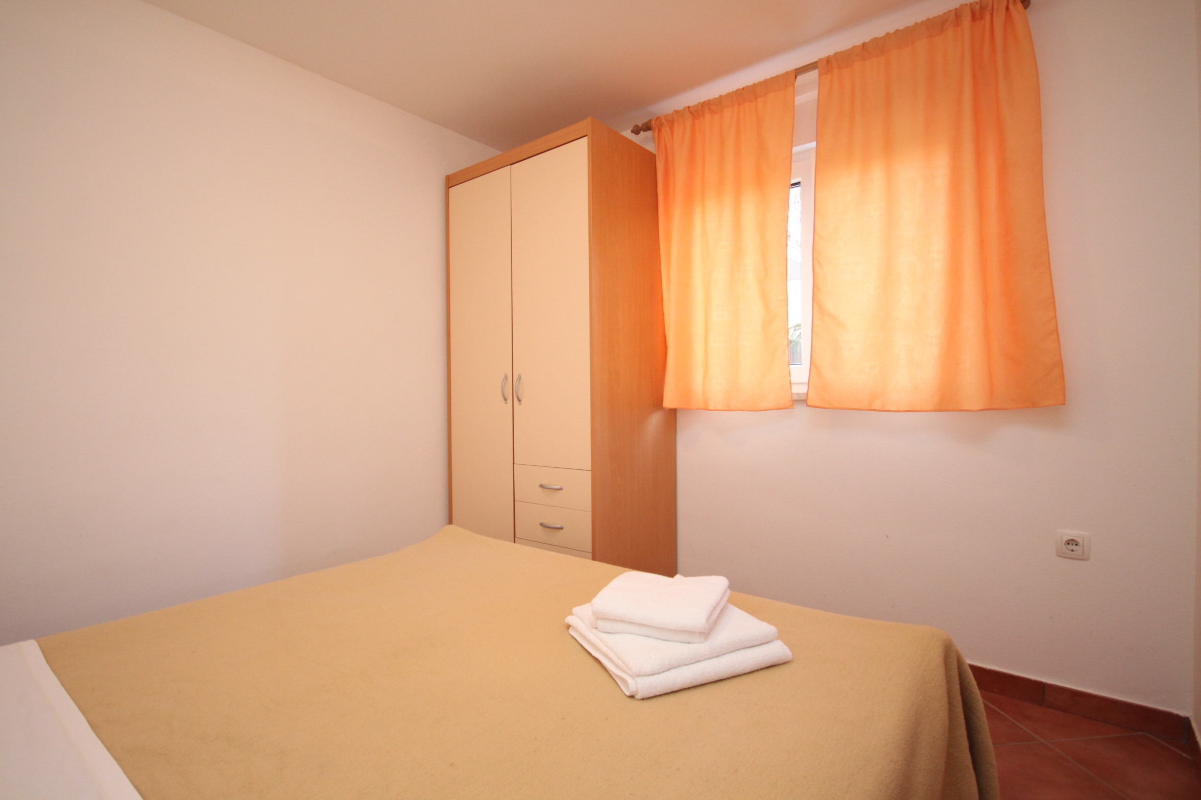 One bedroom apartment with terrace Umag  A-a