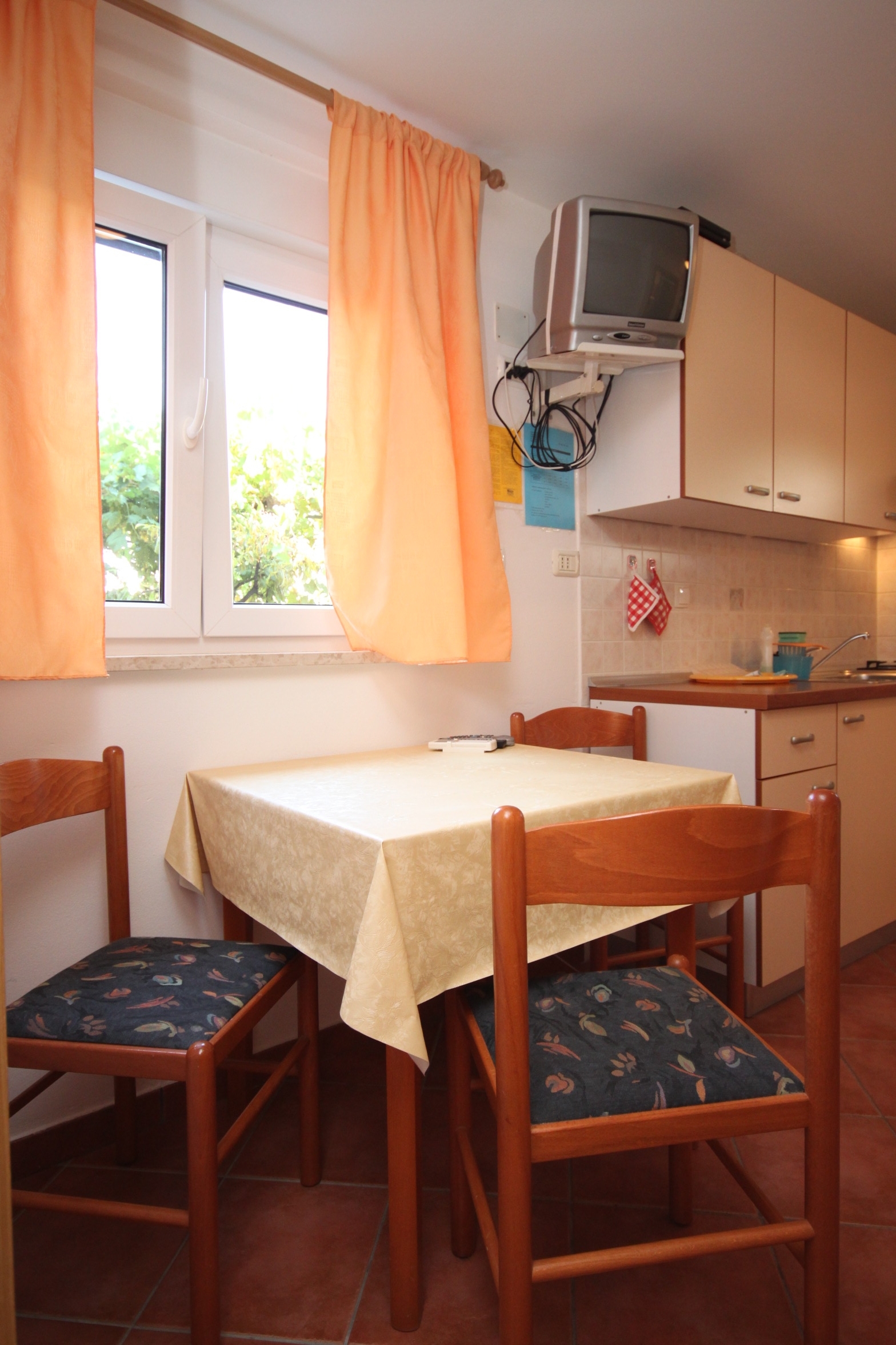 One bedroom apartment with terrace Umag  A-a