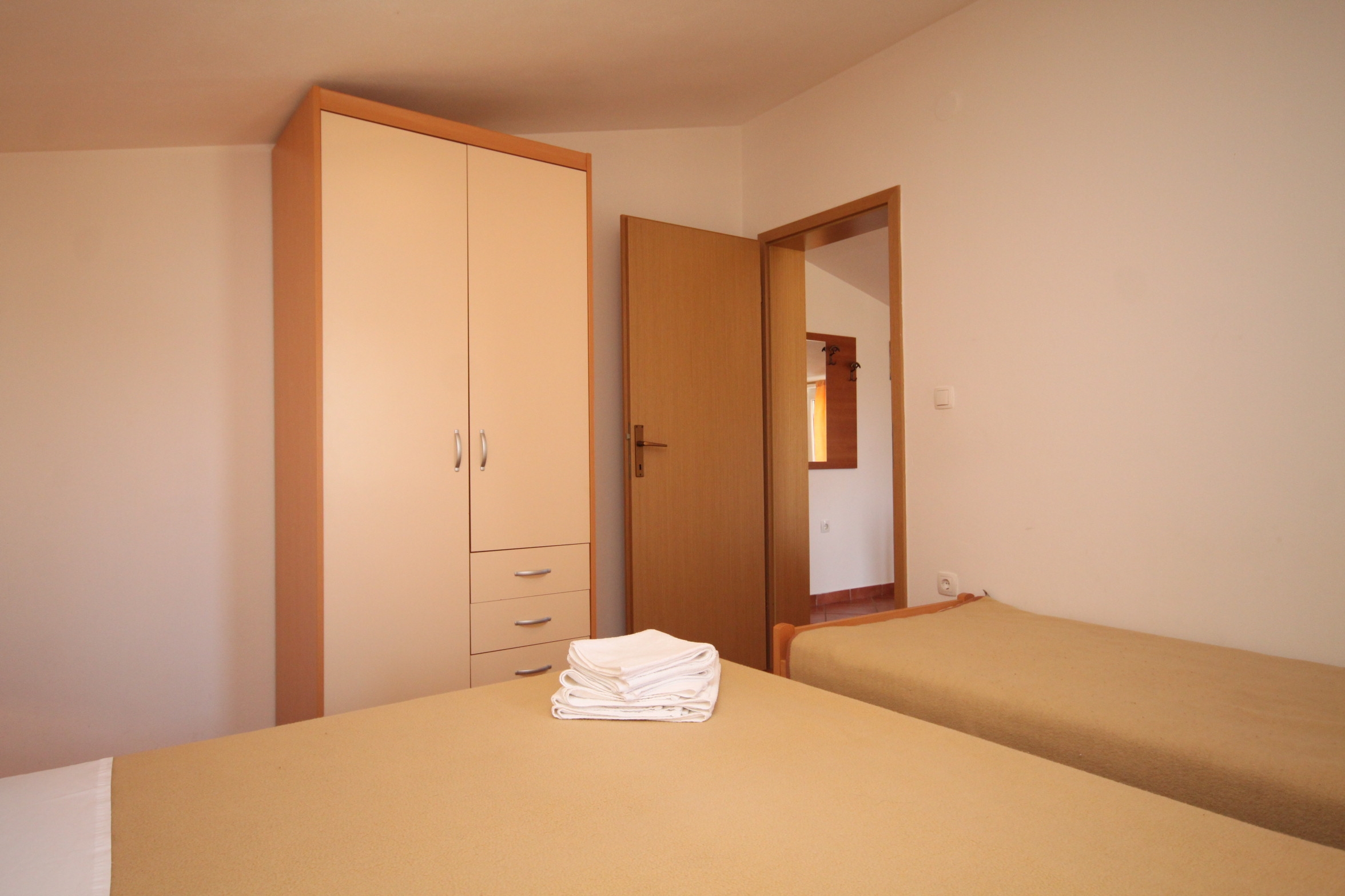 Two bedroom apartment with terrace Umag  A-b
