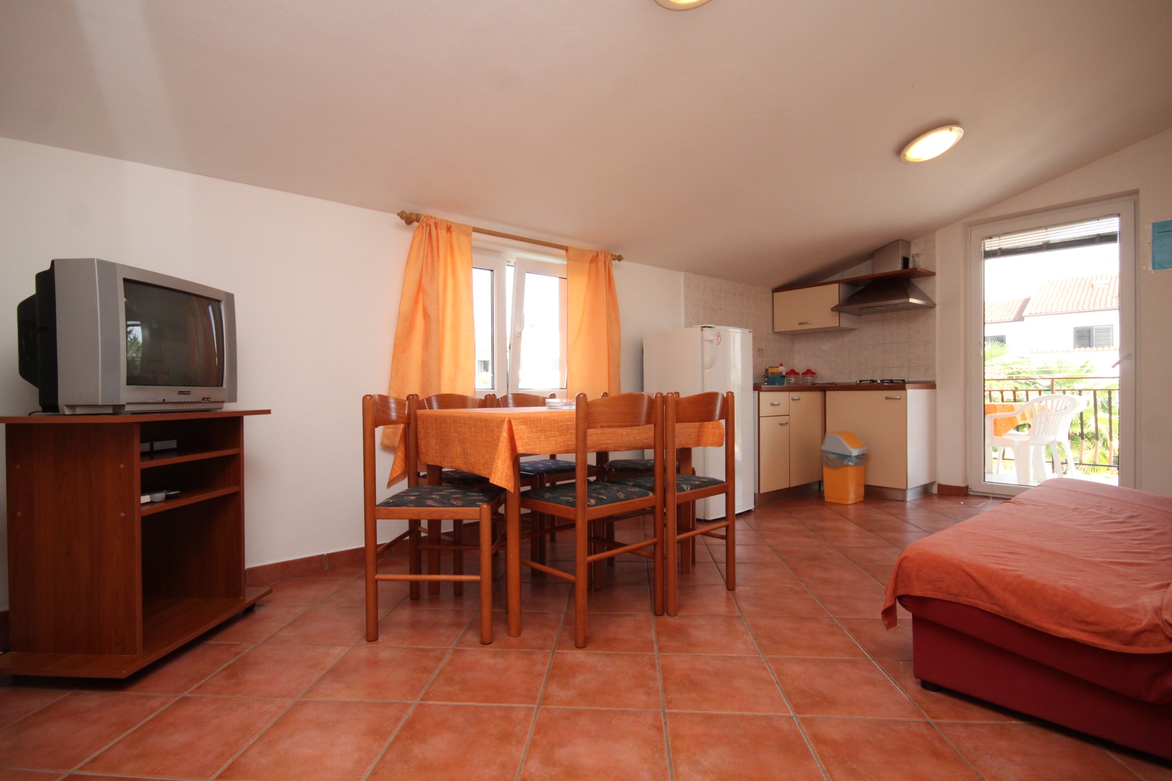 Two bedroom apartment with terrace Umag  A-b