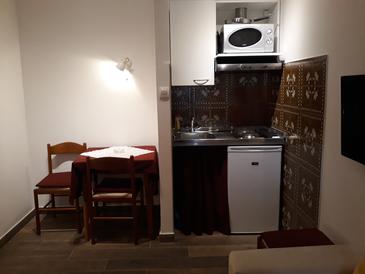 Dining room Novigrad, Dining room in the studio-apartment, WIFI.