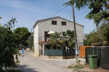 Property Funtana, Poreč, Property 7055 - Apartments with pebble beach.