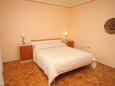 Bedroom 2 Umag, Bedroom 2 in the apartment, WIFI.