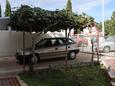 Parking lot Umag, Umag, Parking lot 7060 - Apartments with sandy beach.