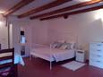 Ložnice Umag, Ložnice v ubytování typu studio-apartment, s klimatizací a WiFi.