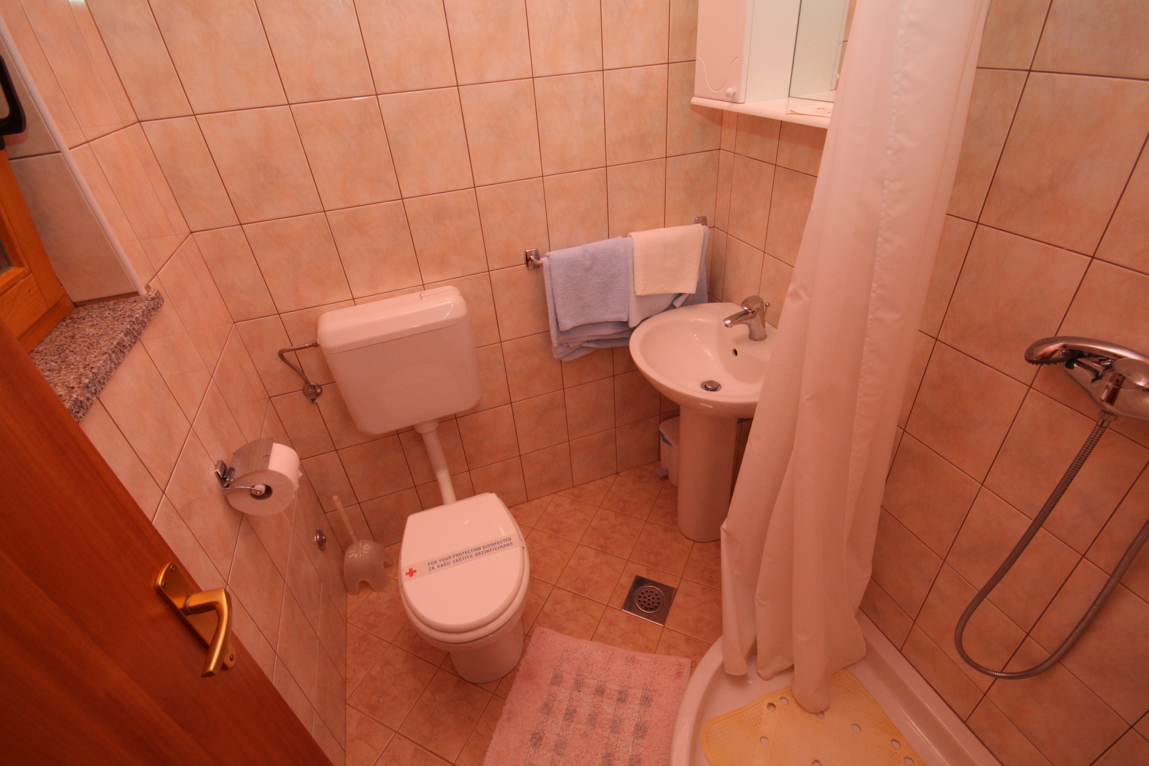 Four bedroom apartment with balcony Motovun - Bataji, Central Istria - Središnja Istra  A-a