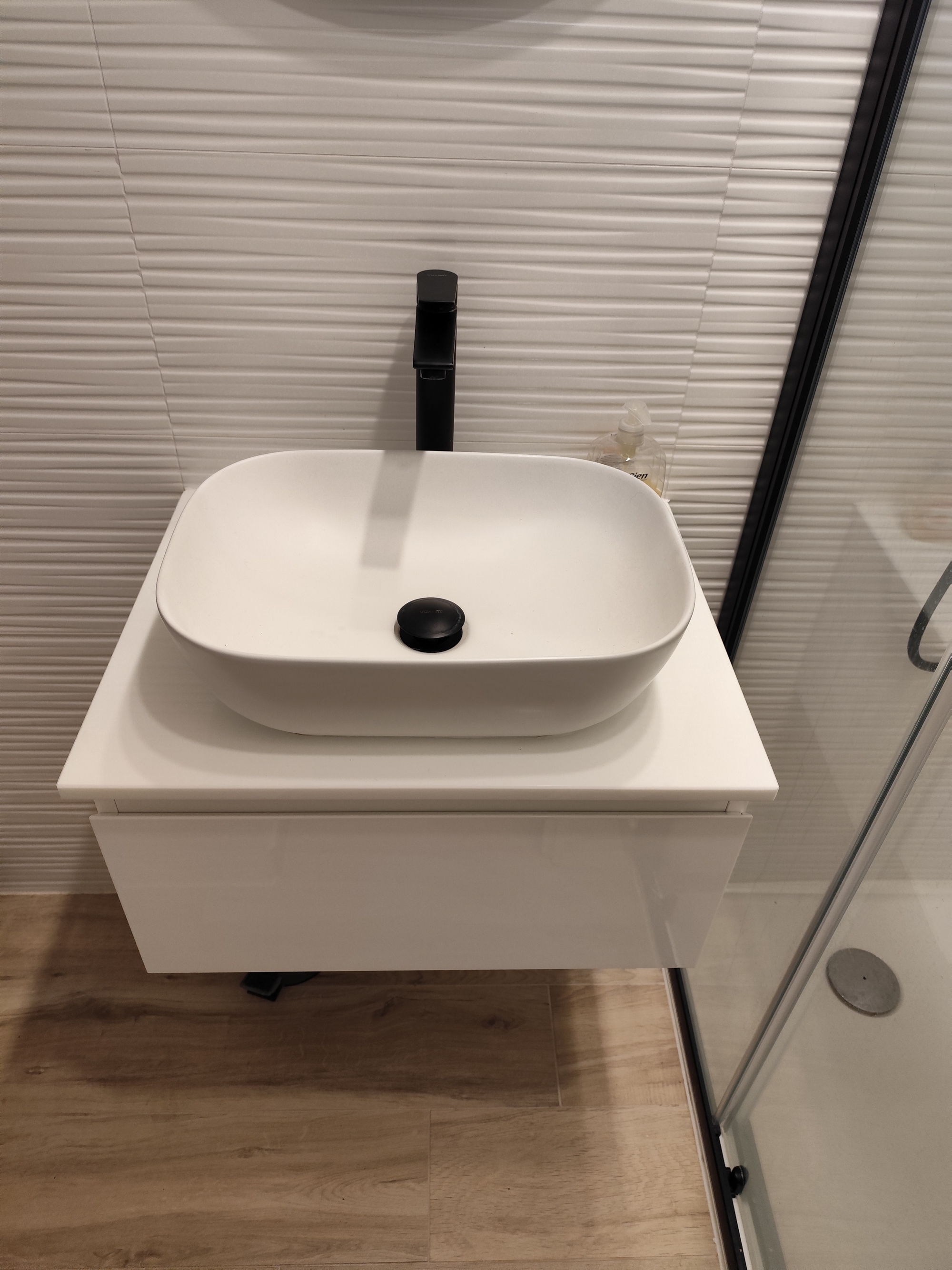 Four bedroom apartment with balcony Motovun - Bataji, Central Istria - Središnja Istra  A-a