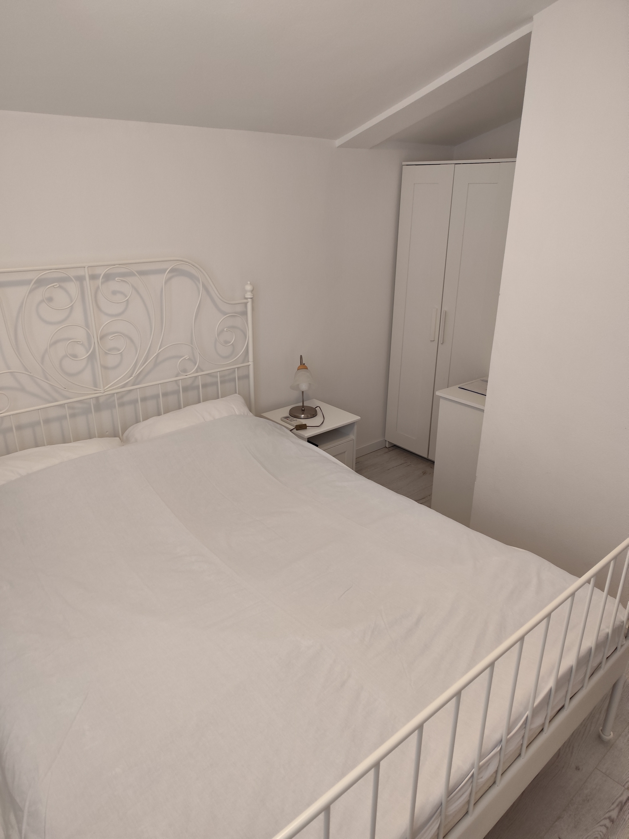 Four bedroom apartment with balcony Motovun - Bataji, Central Istria - Središnja Istra  A-a