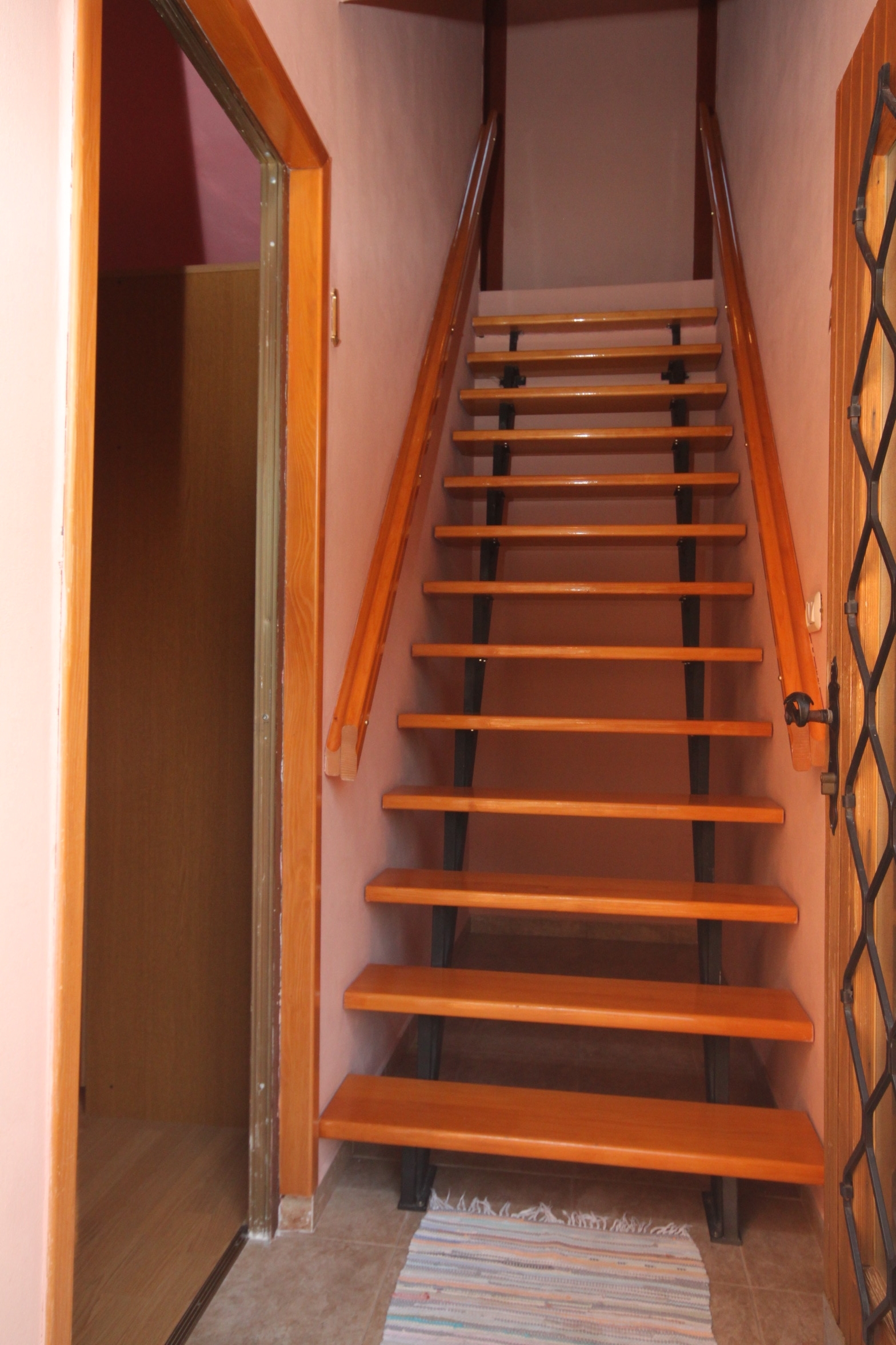 Four bedroom apartment with balcony Motovun - Bataji, Central Istria - Središnja Istra  A-a