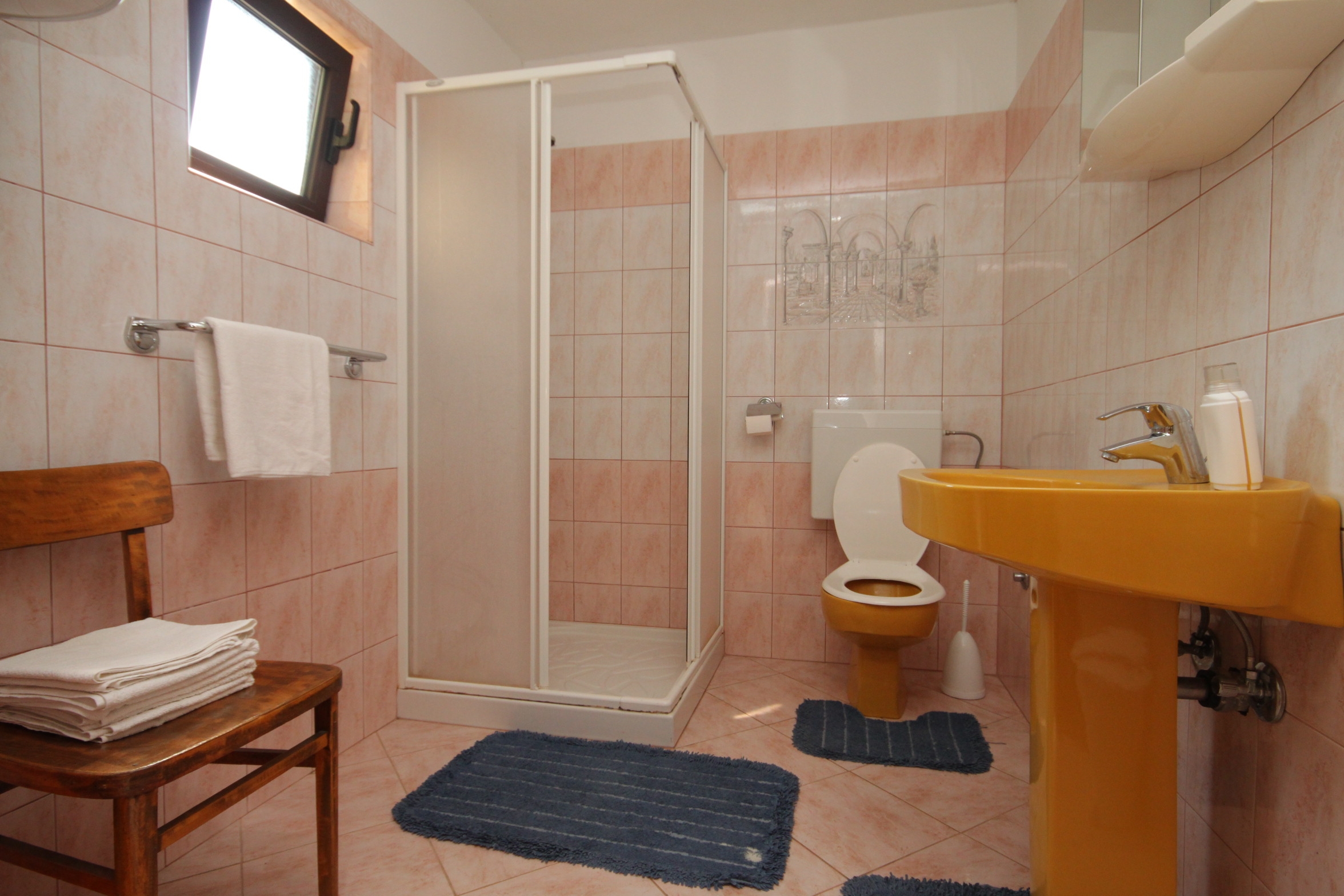 Three bedroom house with terrace Rakotule, Central Istria - Središnja Istra  K