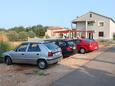 Parking lot Rožac, Umag, Parking lot 7072 - Apartments with rocky beach.