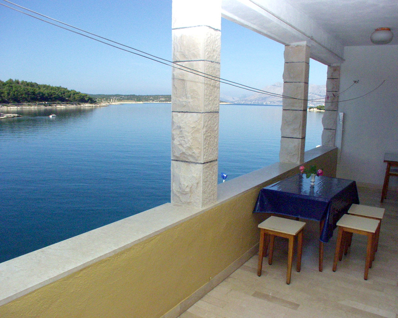 Two bedroom apartment with terrace and sea view Povlja, Brač (A-710-b) Two bedroom apartment with terrace and sea view Povlja, Brač (A-710-b)