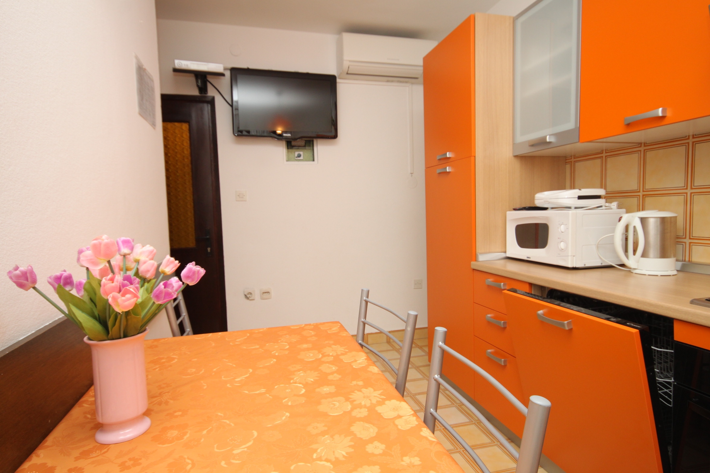 Two bedroom apartment with terrace Novigrad (A-7108-b) Two bedroom apartment with terrace Novigrad (A-7108-b)