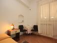 Dining room Novigrad, Dining room in the studio-apartment, (pet friendly) and WiFi.