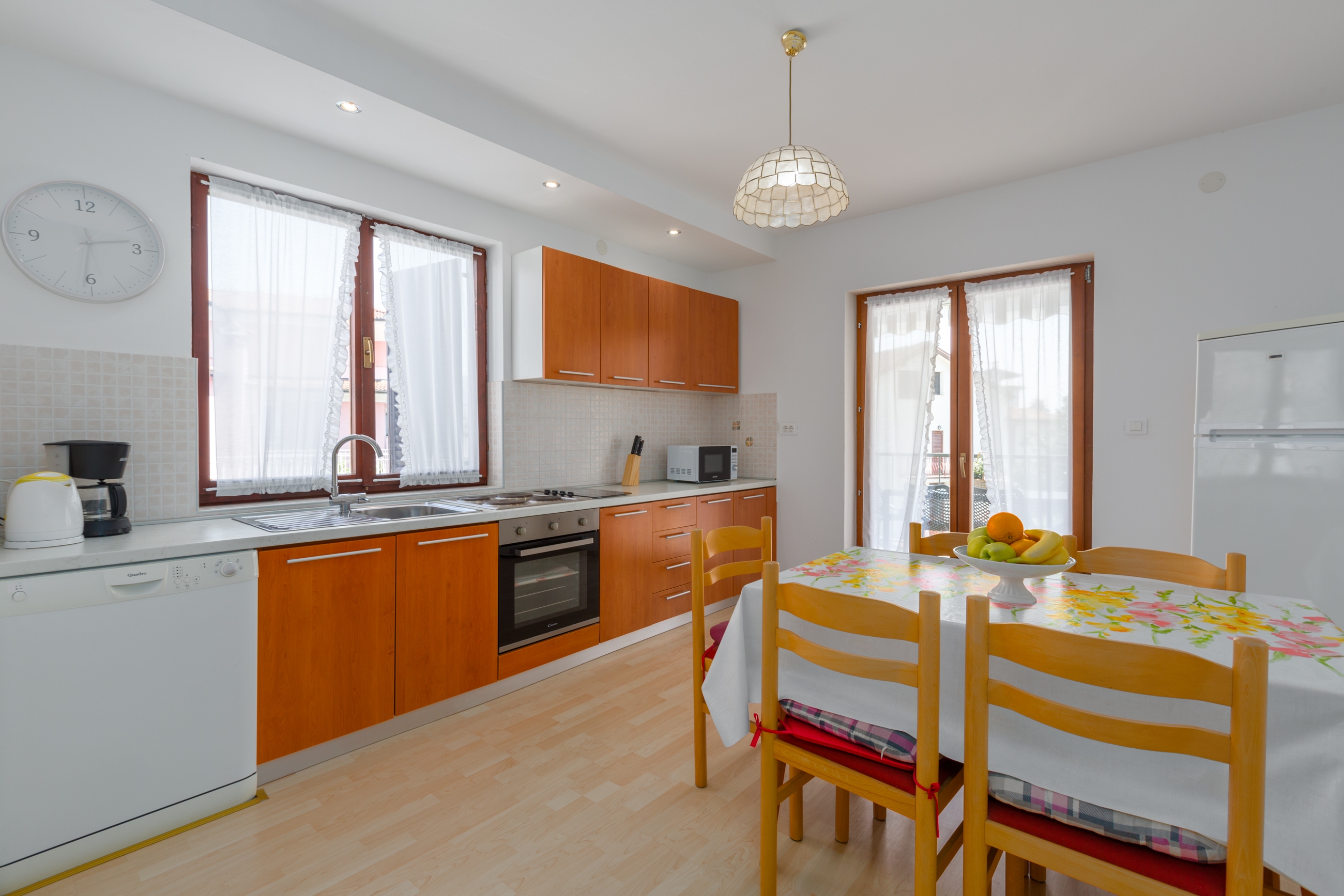 Two bedroom apartment with terrace Rovinj  A-a