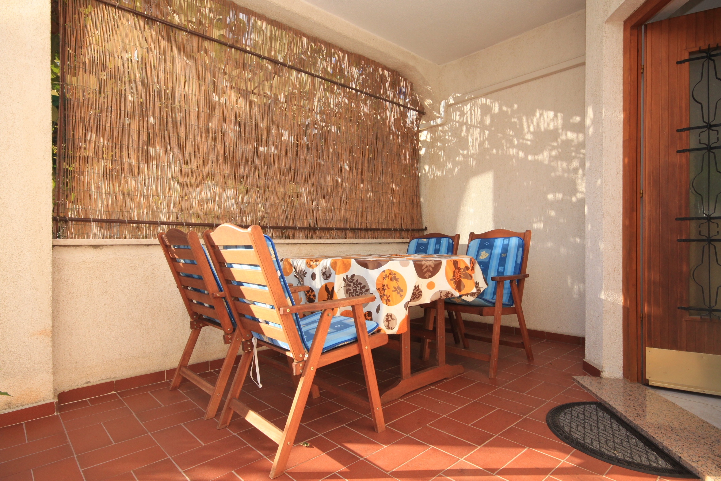 Two bedroom apartment with terrace Fažana  A-a