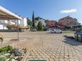 Poreč, Poreč, Parking lot 7154 - Apartments with rocky beach.