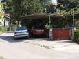 Parking lot Umag, Umag, Parking lot 7164 - Apartments with sandy beach.