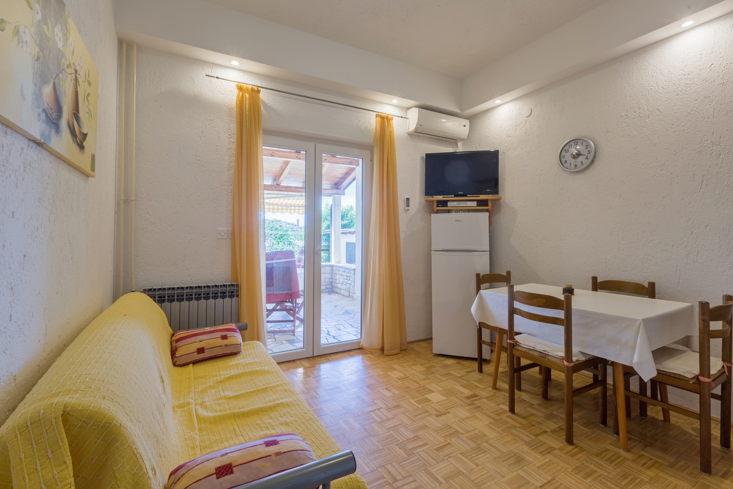Two bedroom apartment with terrace Kukci, Poreč (A-7166-a)