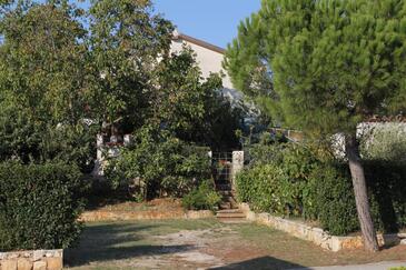 Rovinj, Rovinj, Hébergement 7170 - Appartements et chambres avec une plage de galets.