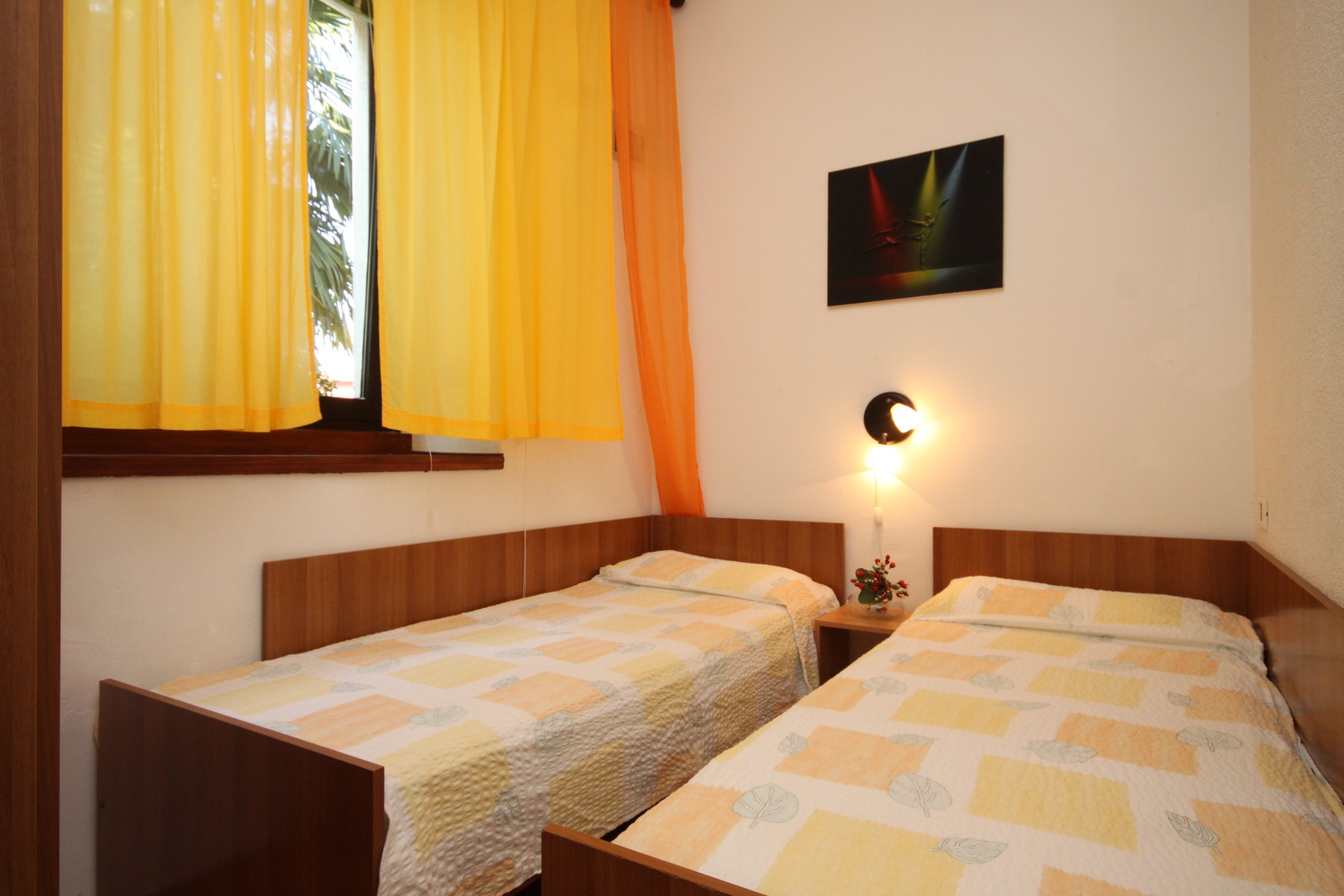 Two bedroom apartment with terrace Umag  A-b