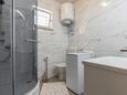 Salle de bain Puntinak, Salle de bain dans l’hébergement en type apartment, WiFi.