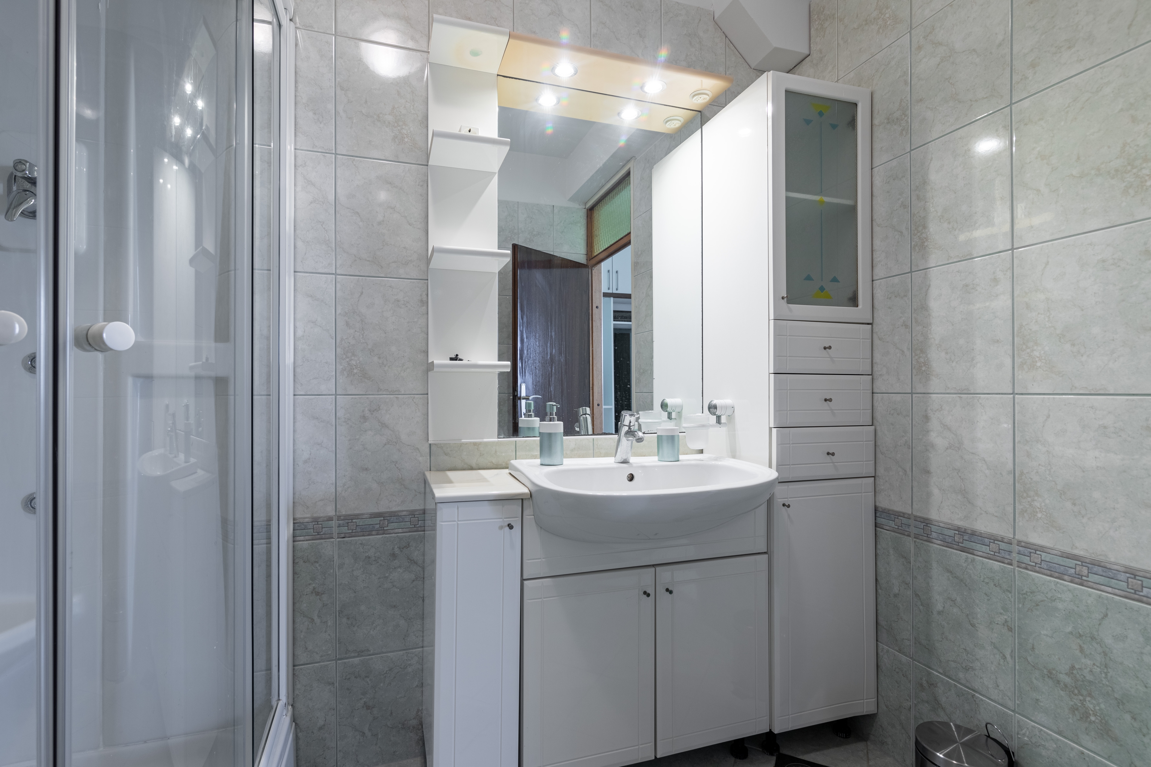 Two bedroom apartment with terrace and sea view Puntinak, Brač  A-d