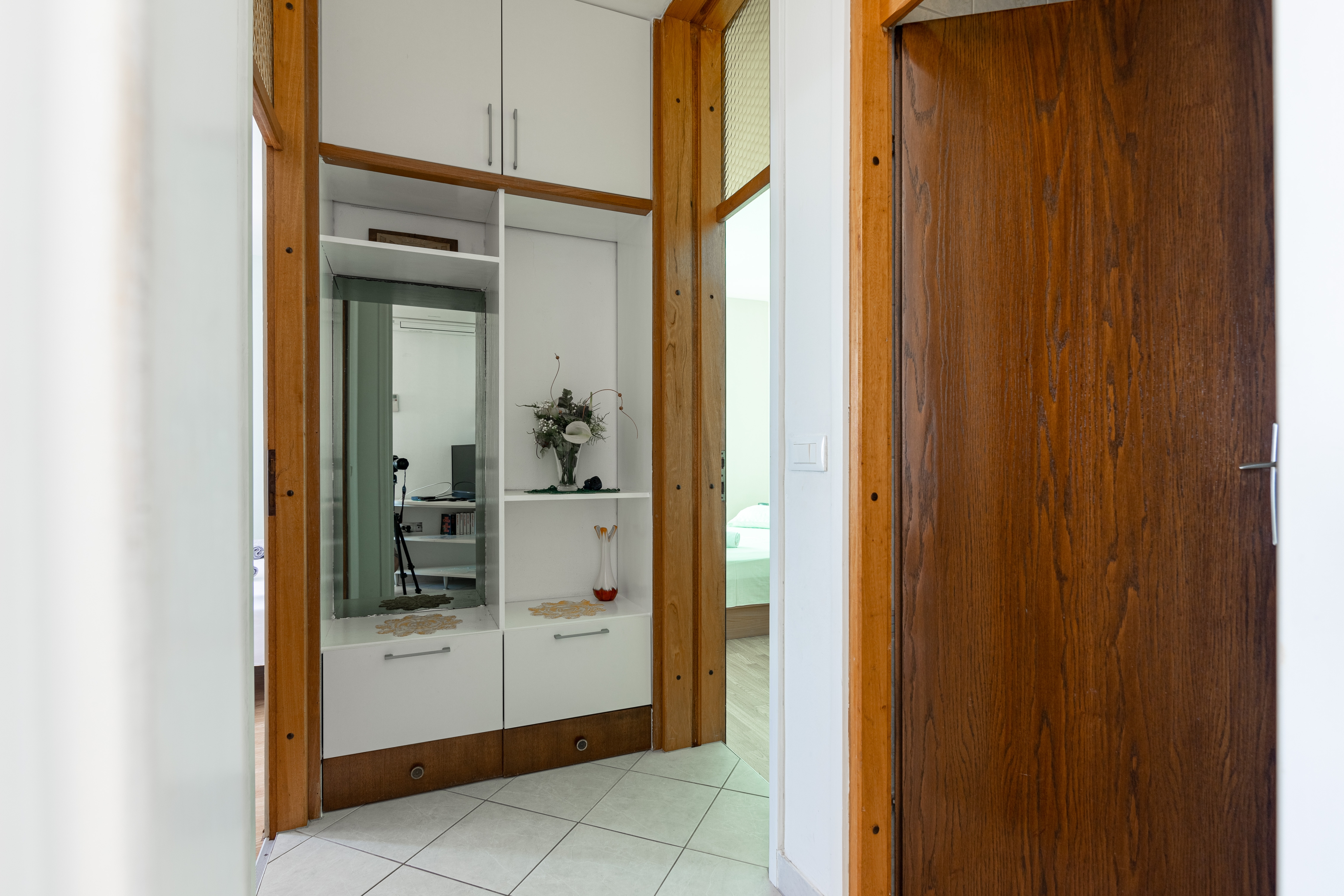Two bedroom apartment with terrace and sea view Puntinak, Brač  A-d