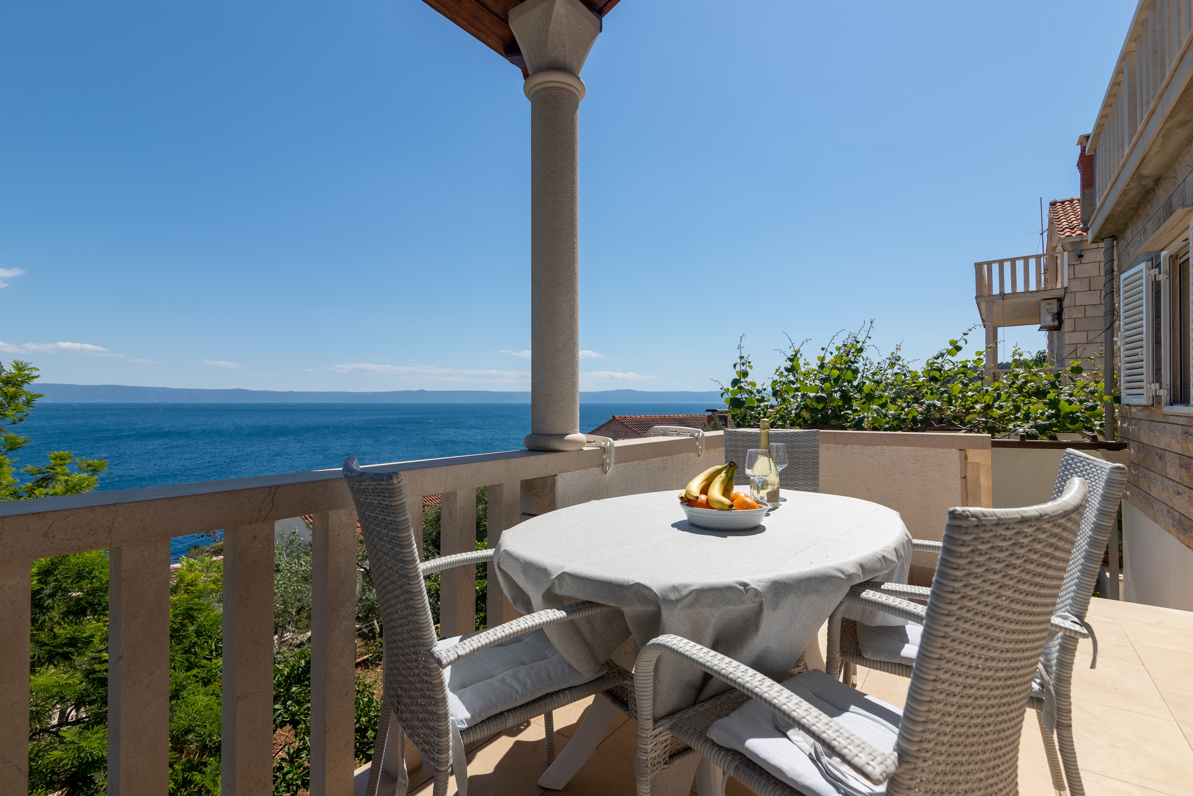 Two bedroom apartment with terrace and sea view Puntinak, Brač (A-718-d) Two bedroom apartment with terrace and sea view Puntinak, Brač (A-718-d)