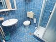 Bathroom 2 Medulin, Bathroom 2 in the apartment, (pet friendly) and WiFi.