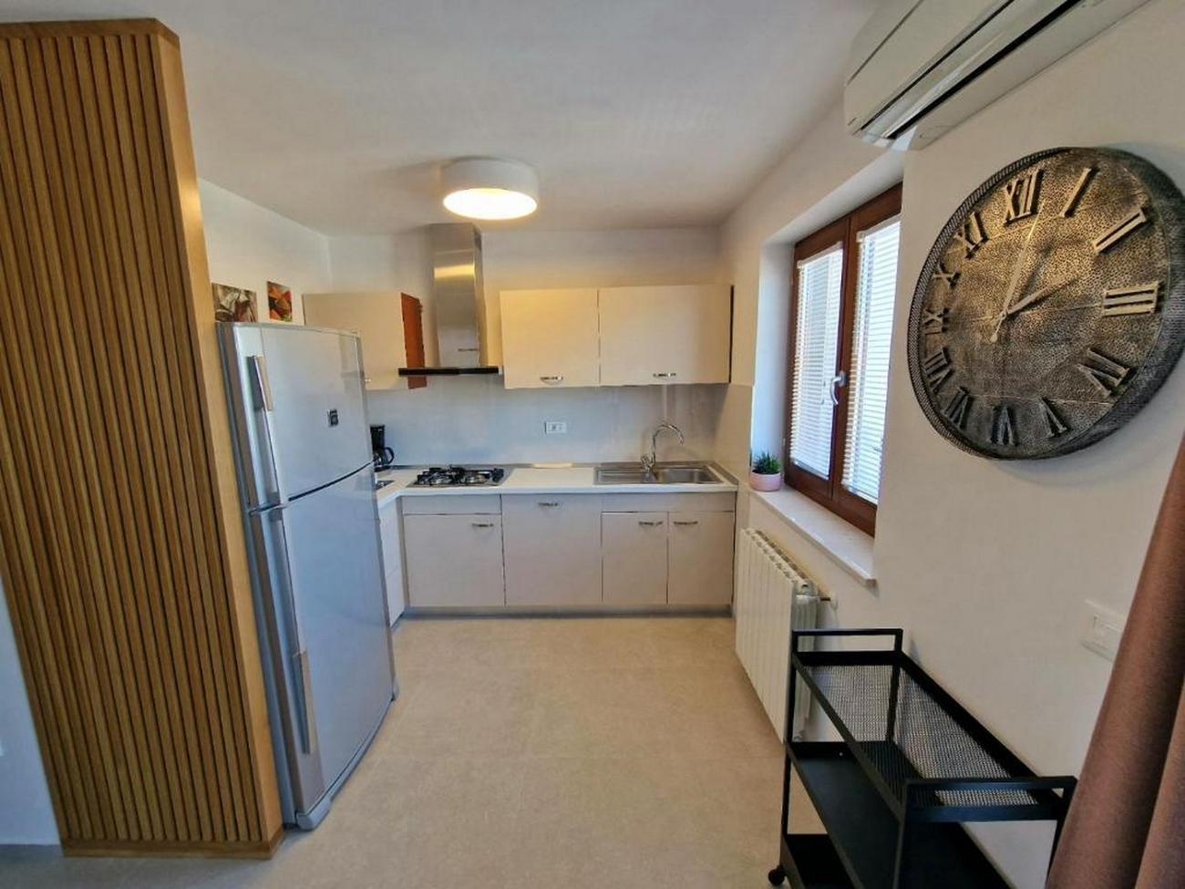 Two bedroom apartment with terrace Rovinj  A-a