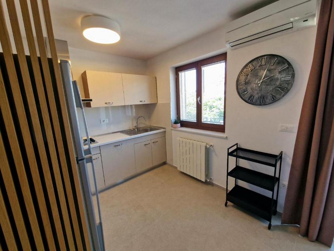Two bedroom apartment with terrace Rovinj  A-a