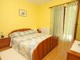 Ložnice Rovinj, Ložnice v ubytování typu apartment, s klimatizací, domácí mazlíčci povoleni a WiFi.