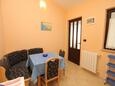 Dining room Rovinj, Dining room in the apartment, (pet friendly) and WiFi.