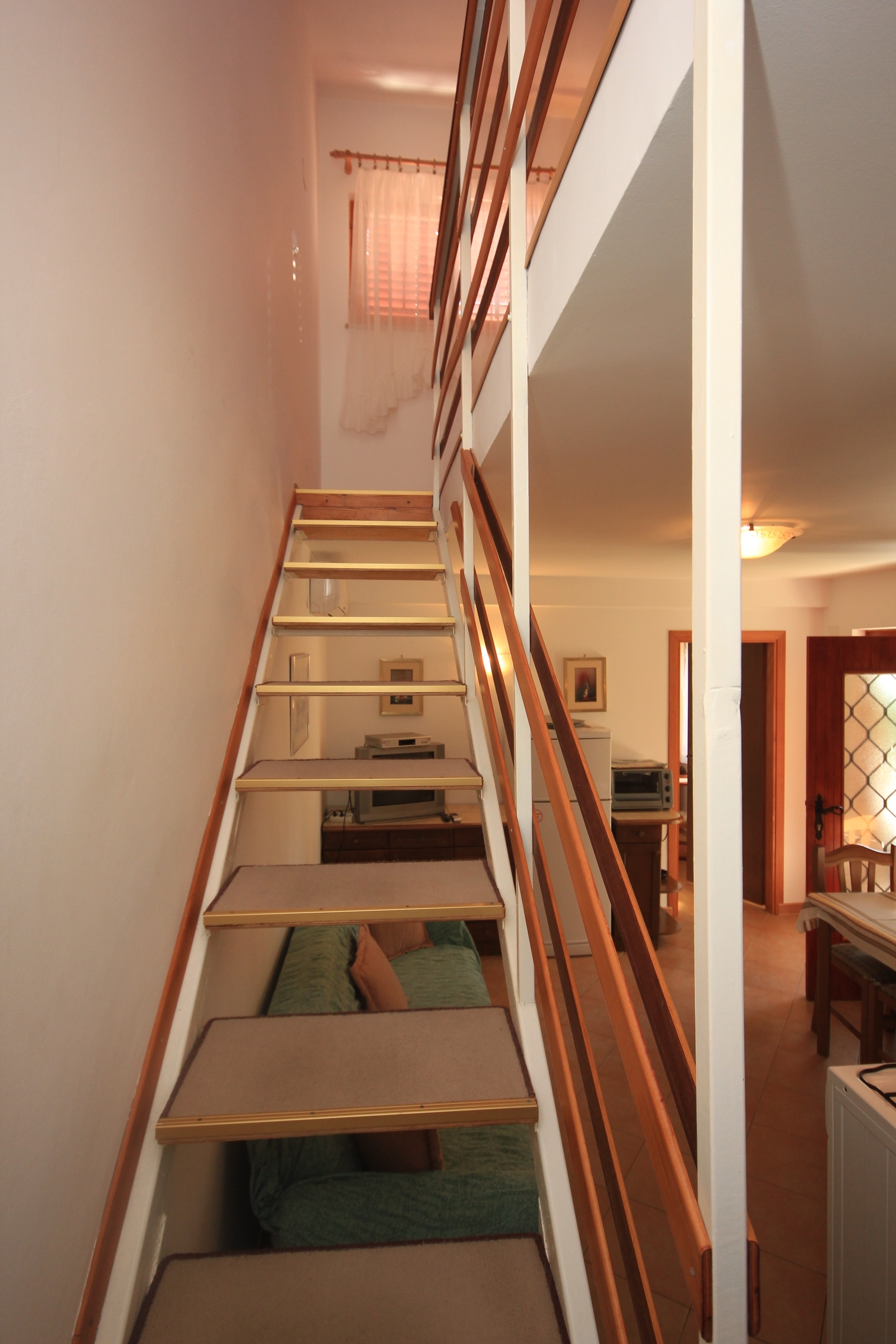 Two bedroom apartment with terrace Valbandon, Fažana  A-a
