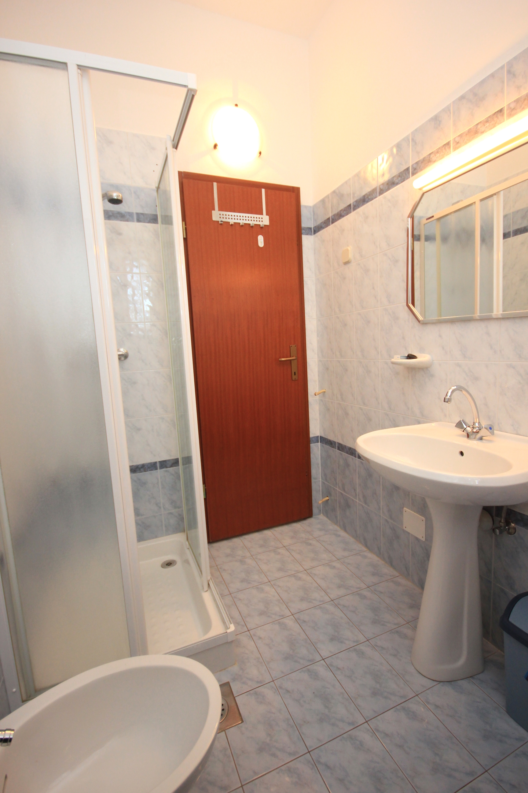 One bedroom apartment with terrace Valbandon, Fažana  A-b