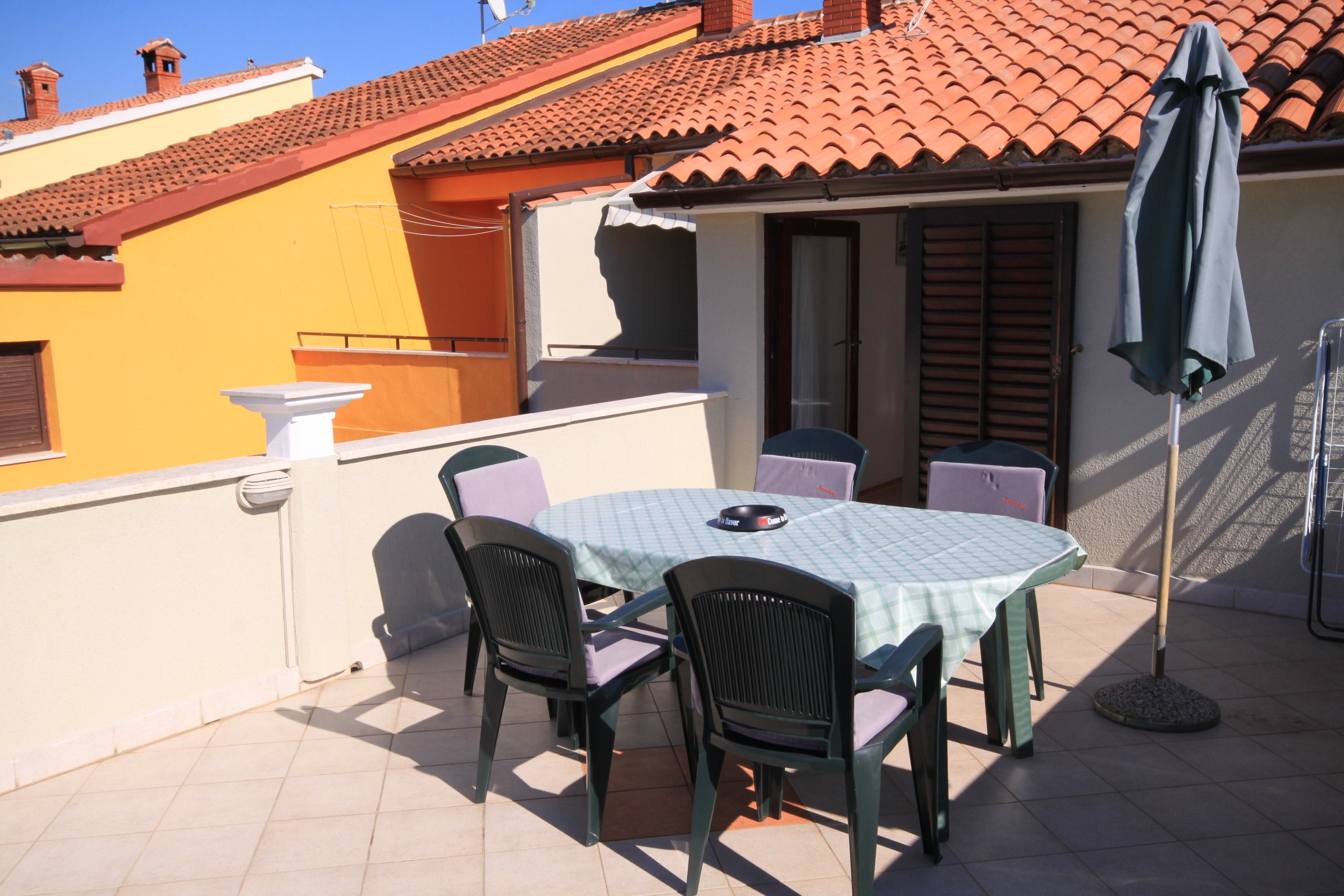 Two bedroom apartment with terrace and sea view Fažana  A-a