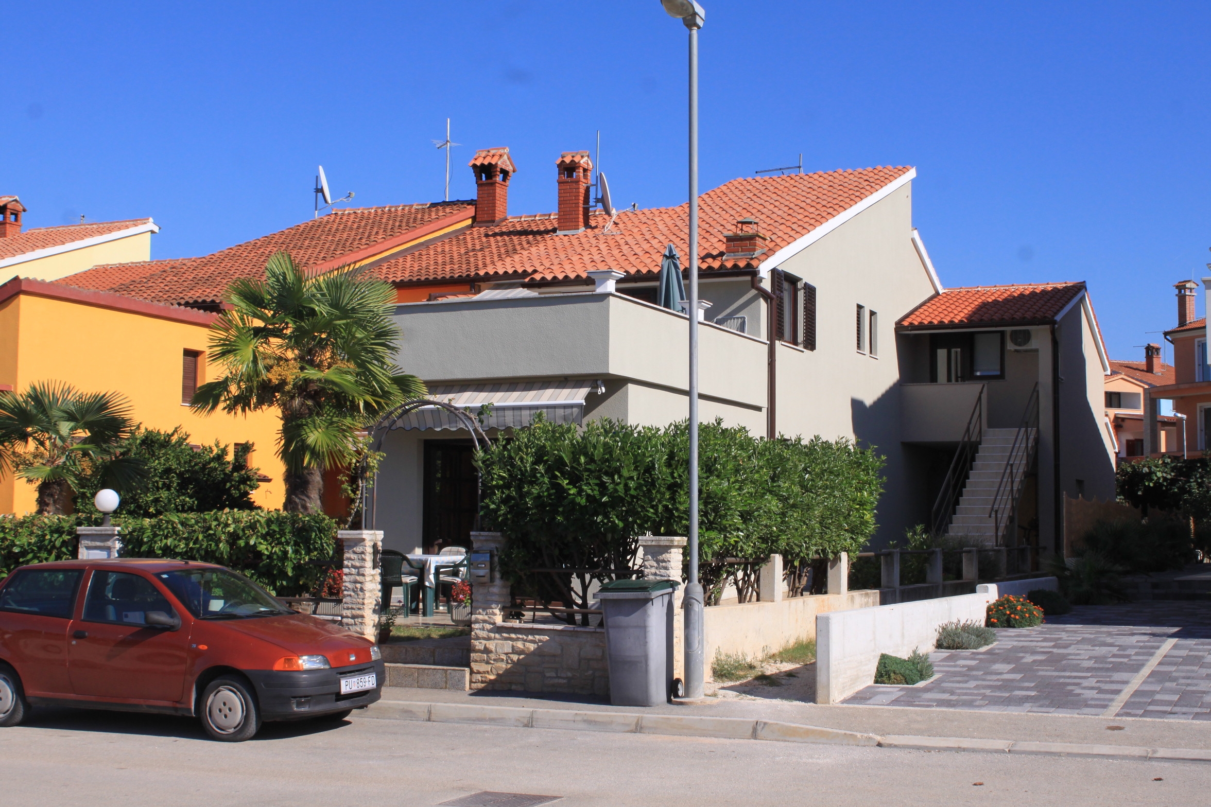 Dvosobni apartma S teraso in pogledom na morje Fažana  A-a