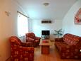 Living room Fažana, Living room in the apartment, air condition available, (pet friendly) and WiFi.