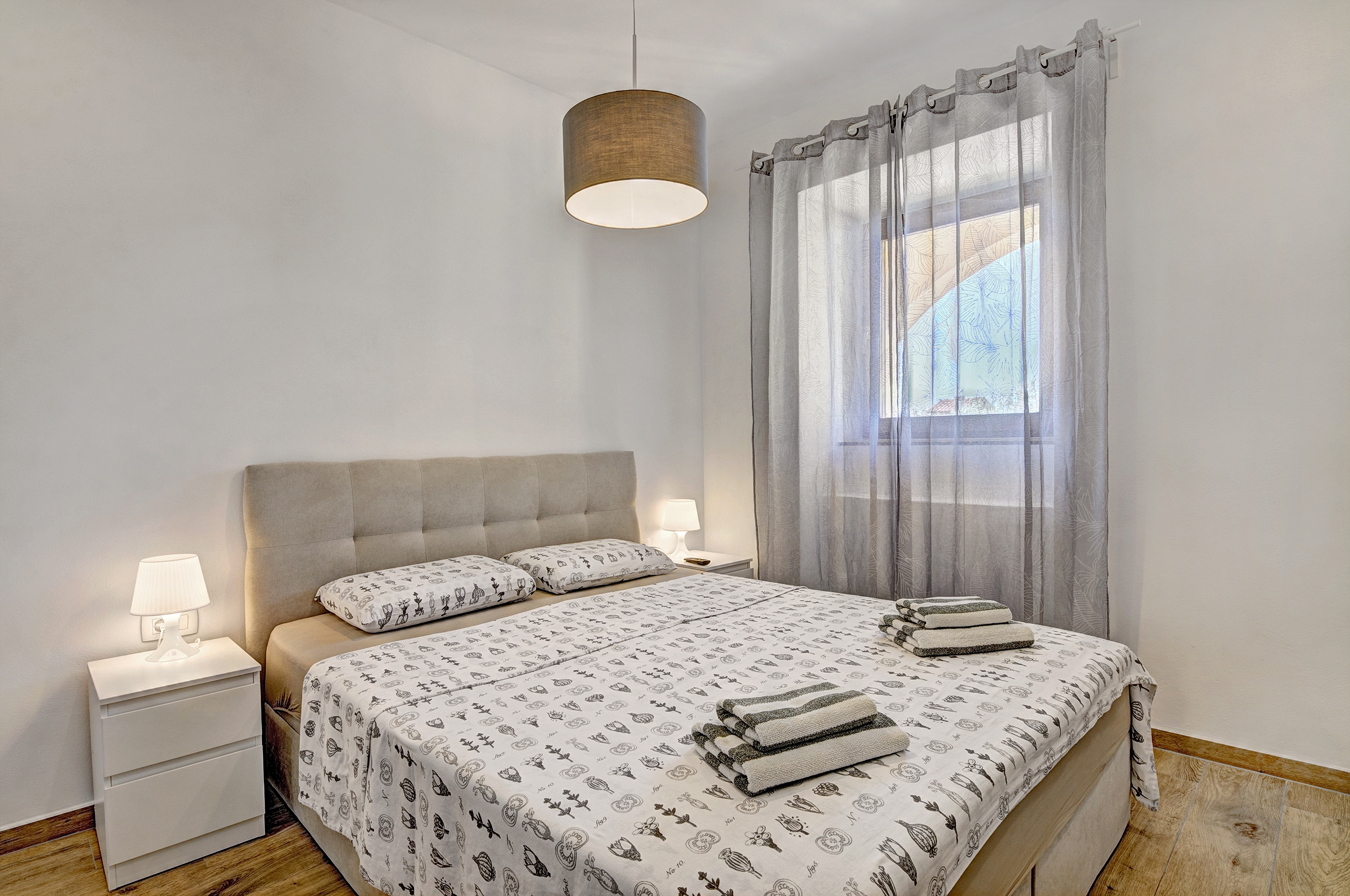 Two bedroom apartment with terrace Fažana  A-a