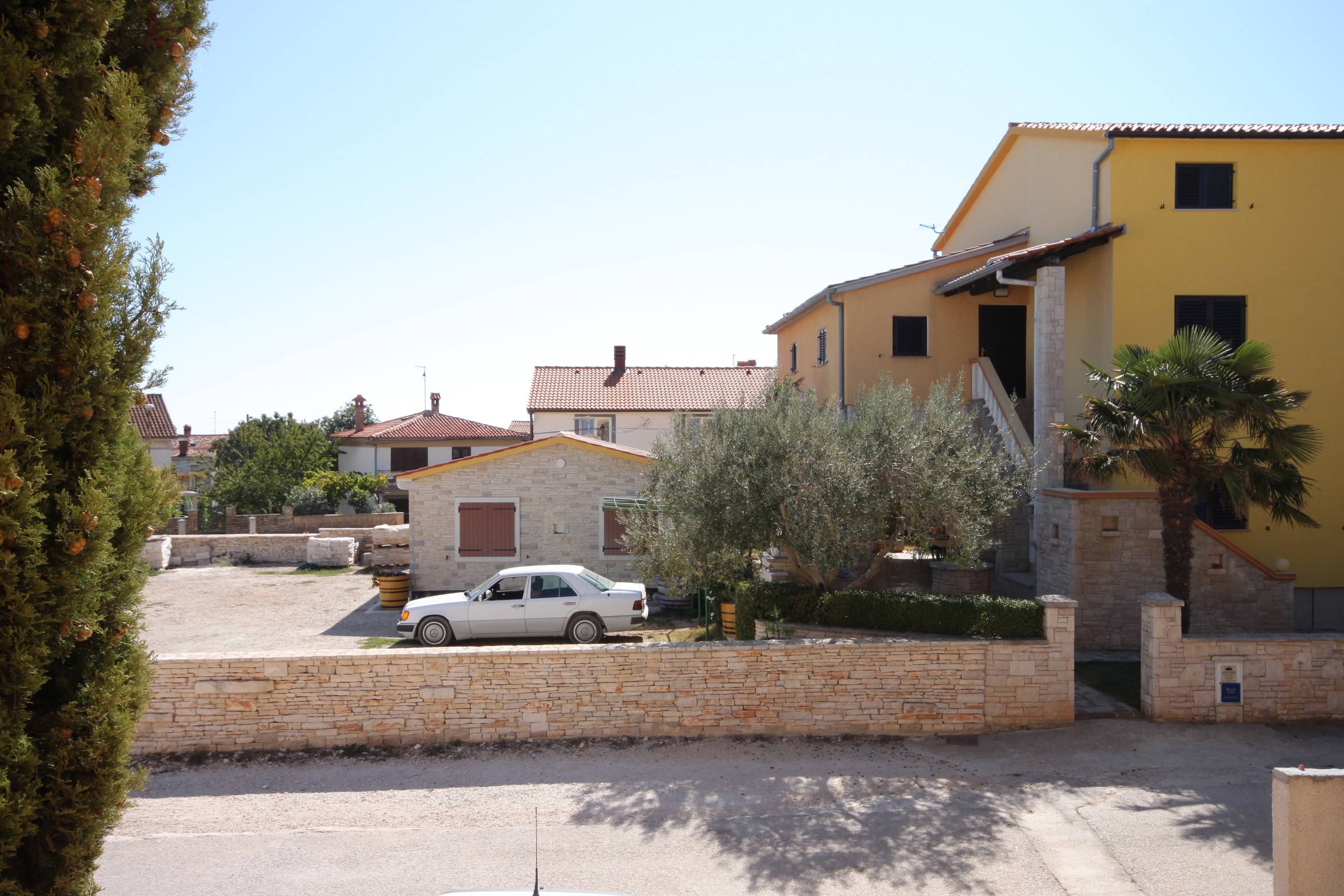 Three bedroom apartment with terrace Medulin  A-a