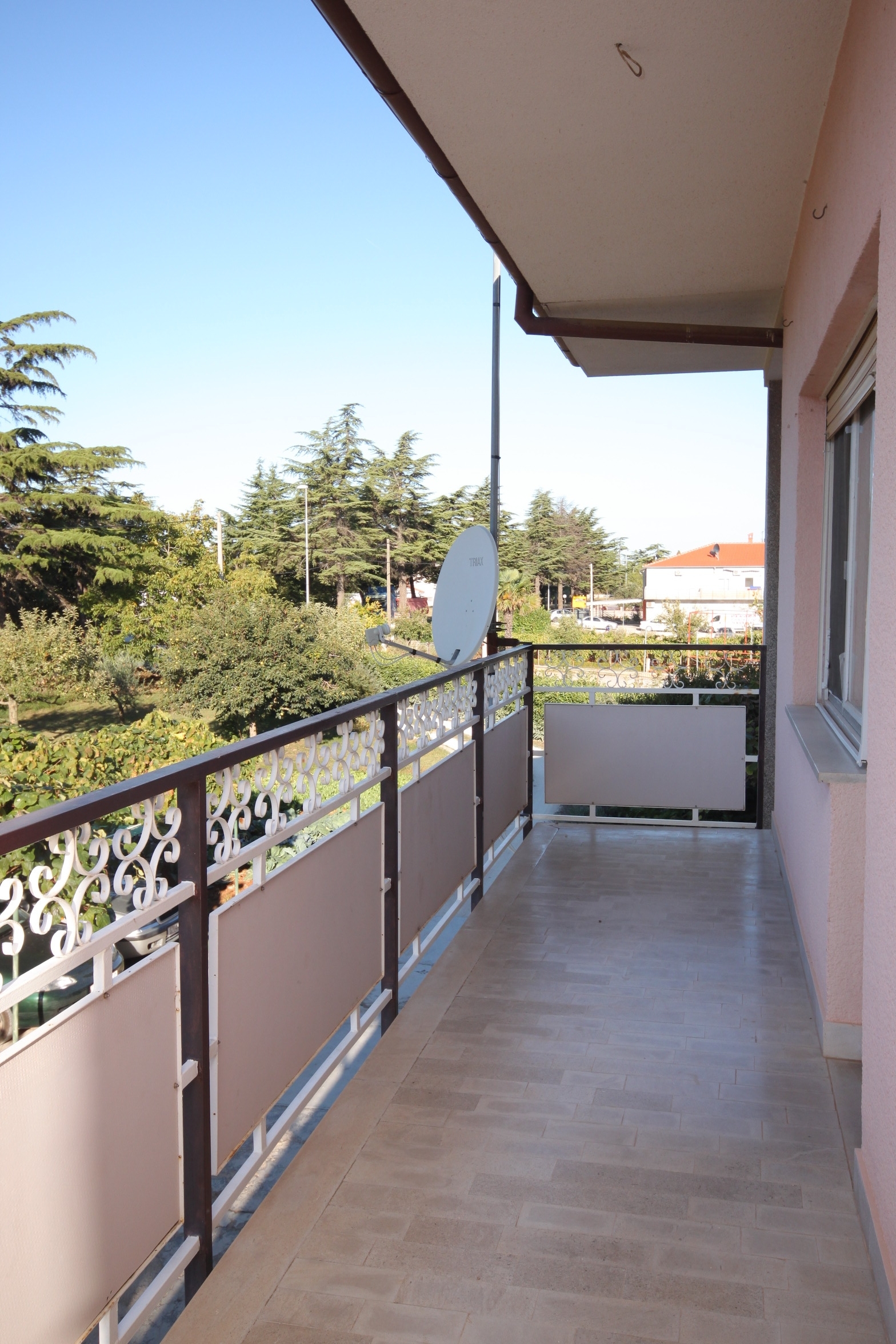Two bedroom apartment with terrace Valbandon, Fažana  A-a