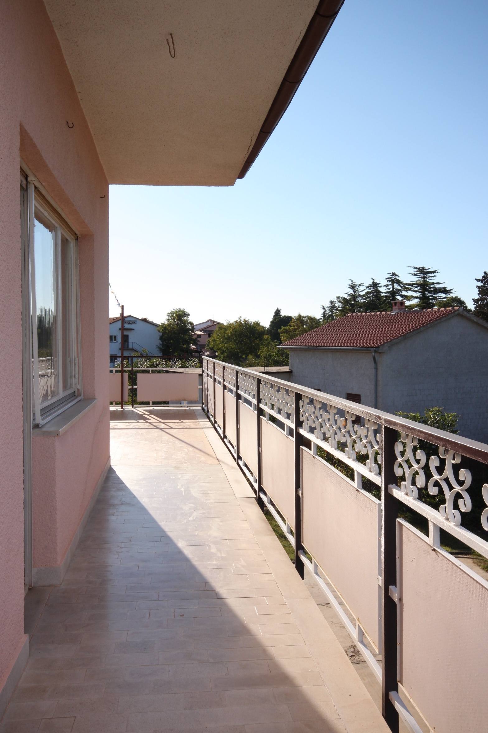 Two bedroom apartment with terrace Valbandon, Fažana  A-a